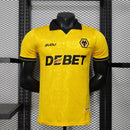 CAMISA VERSÃO PLAYER DO WOLVES 25/26 AMARELO